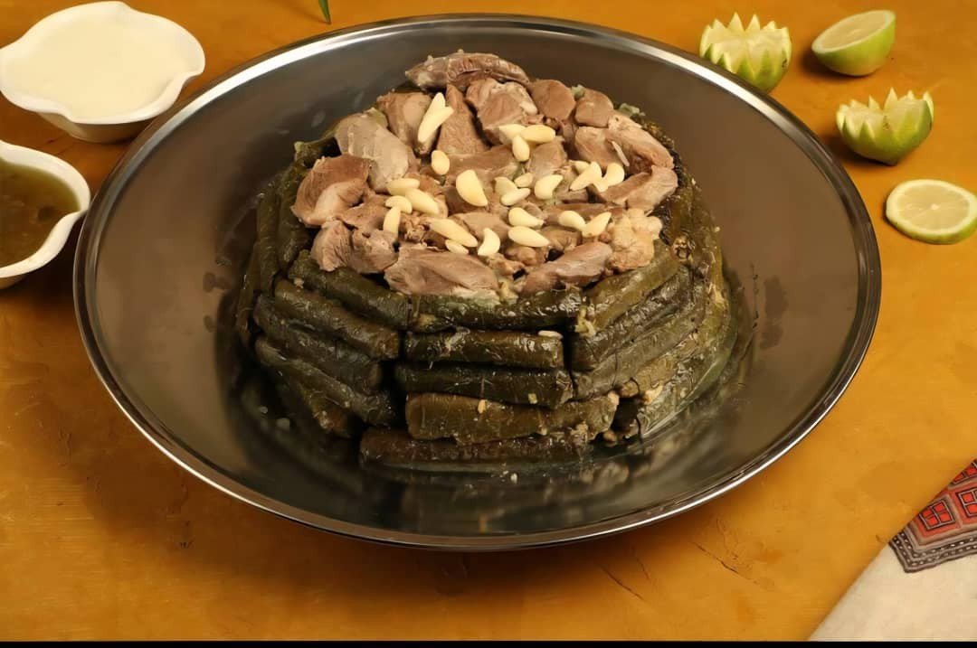 طنجرة يبرق ٦ اشخاص