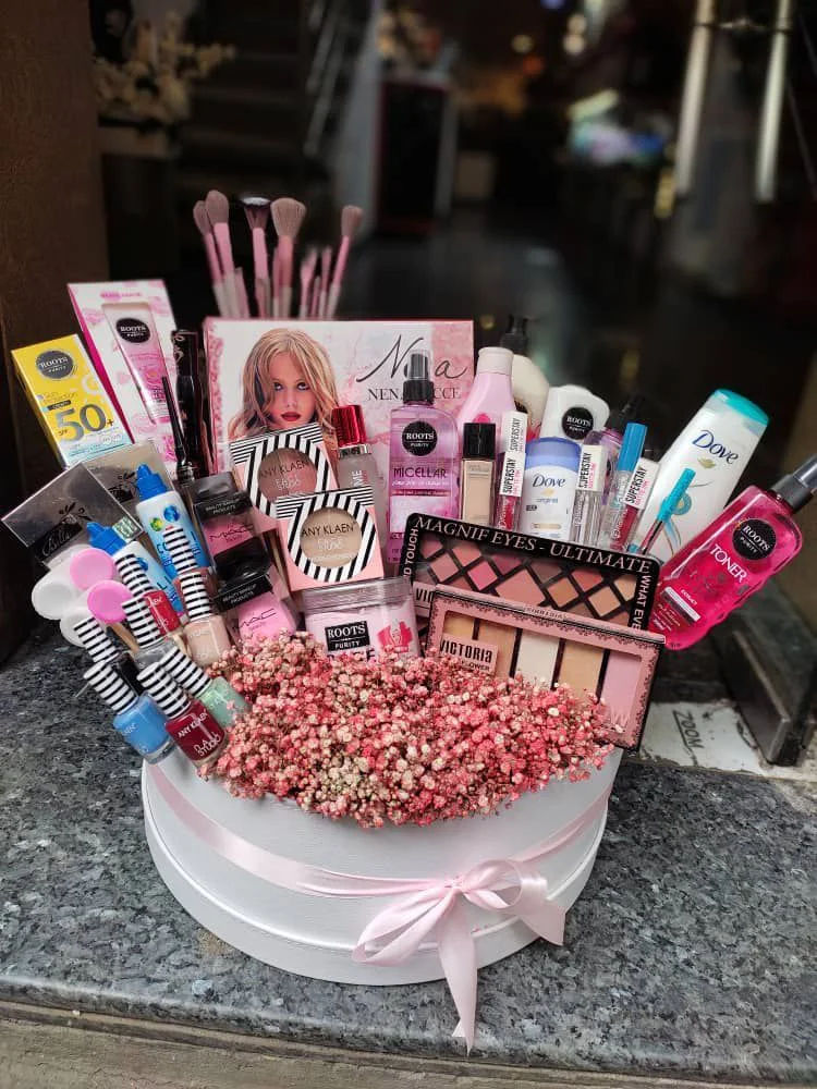 تنسيقة مكياج